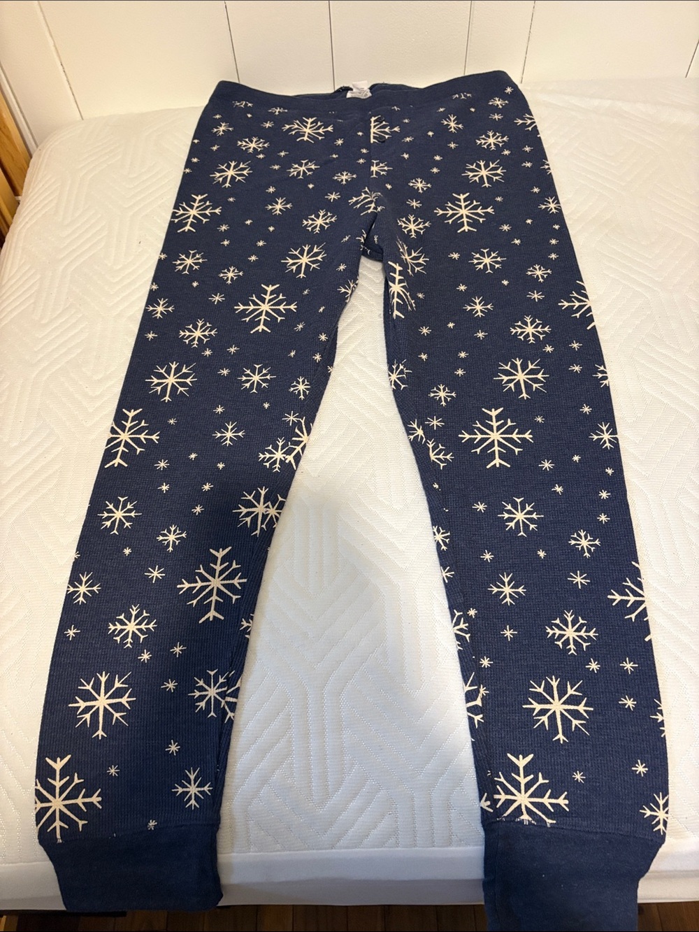 Old Navy Navy and White Snowflake Pajama Leggings
